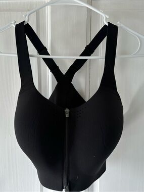 Price is for 2 VSX  Sports Bra. One black and one lime green